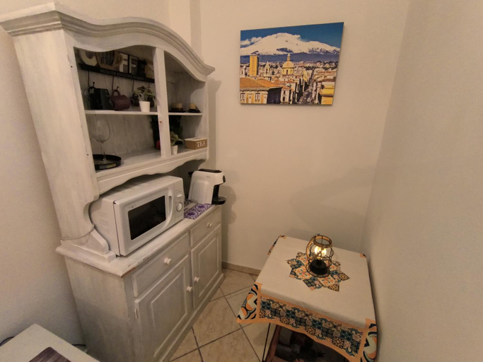 Others 5, G&G home, Catania