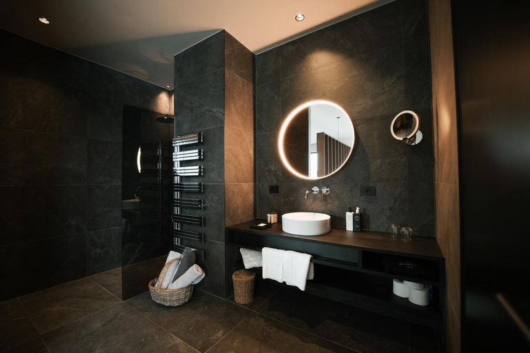 Bathroom 5, Tirolensis - Luxury All Inclusive, Bolzano