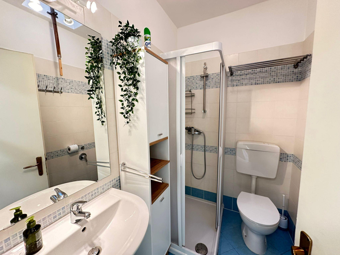 2, Renovated villa by the sea with private garden, Venezia