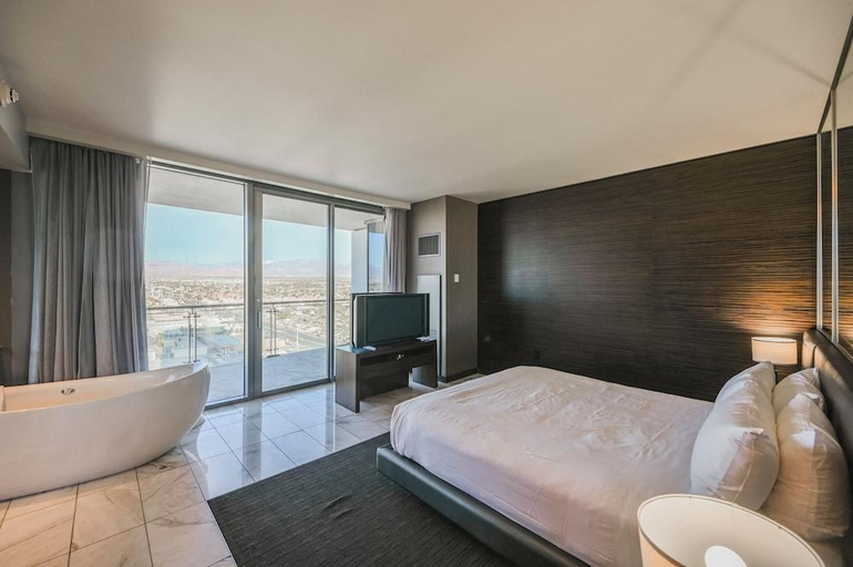 Bedroom 3, StripViewSuites.com, Clark