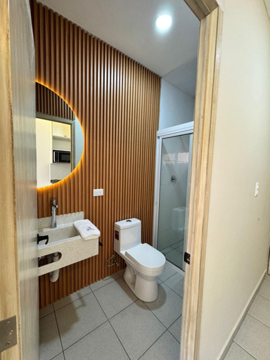 Bathroom 5, San Pedro Suite 007, San Jerónimo Tecuanipan