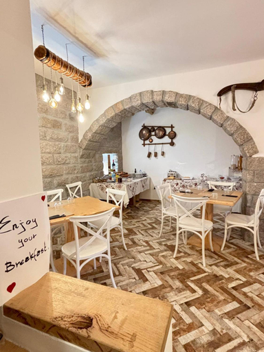 Food & Drinks 3, Tenuta Paltusa, Olbia-Tempio