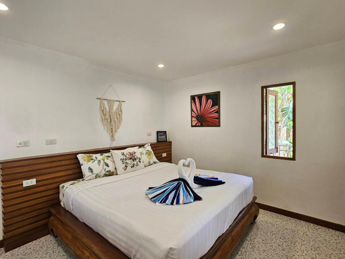Bedroom 2, Tropical Oasis Aoyon Beach House, Pulau Phuket