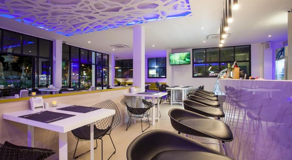Food & Drinks 5, Coral Inn, Phuket Island