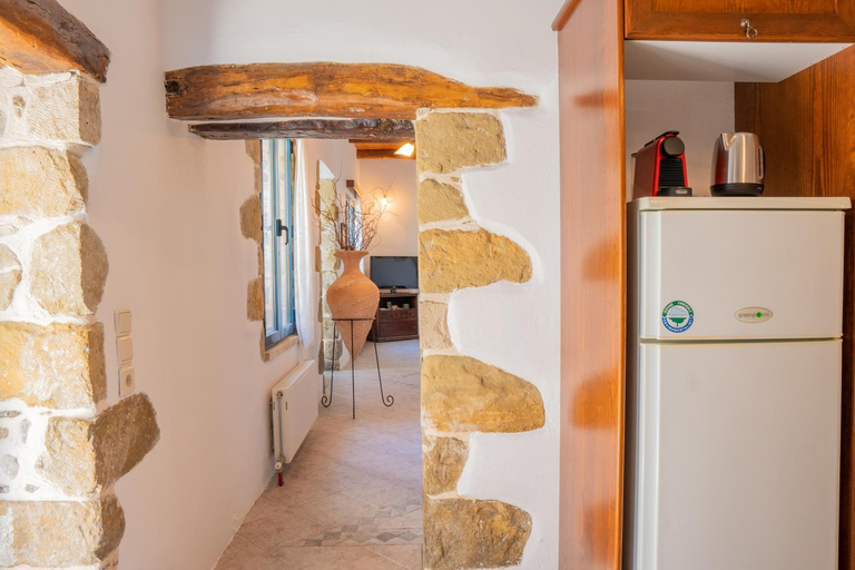 Kitchen 3, Traditional Cretan House, Faistos