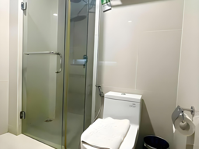 Bathroom 5, Rattan Inn Banjarmasin, Banjarmasin