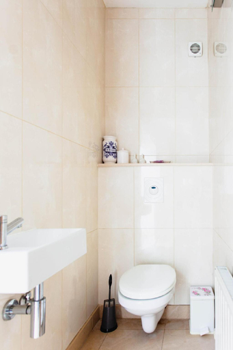 Bathroom 4, Beautiful mansion with swimmingpool and jacuzzi, Limburg
