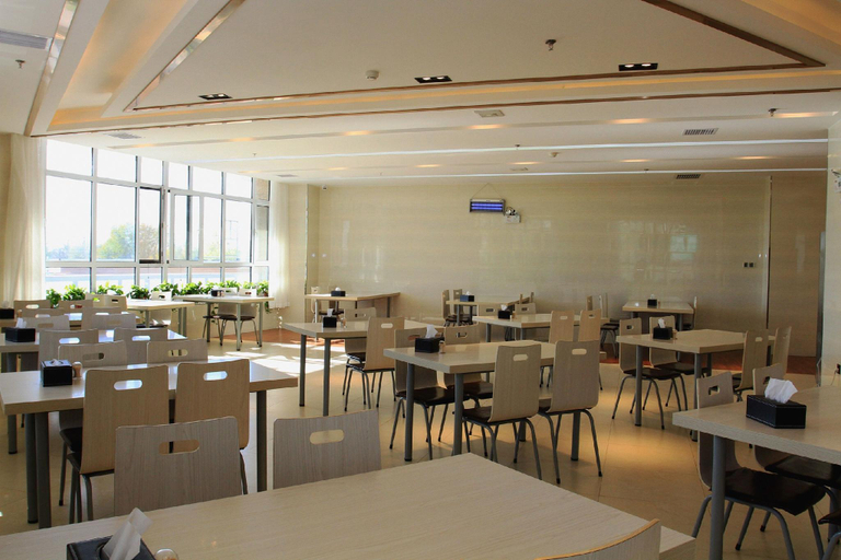 Food & Drinks 4, GreenTree Inn  Zhangjiakou High-speed Railway Station, Zhangjiakou