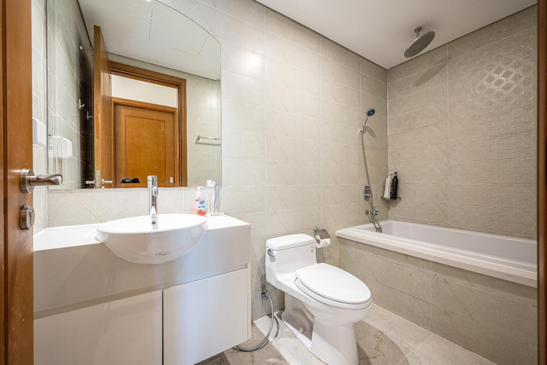 Bathroom 3, Vinhomes Central Park - Phan Dang Residences, Ho Chi Minh City
