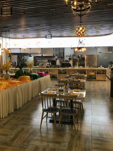 Food & Drinks 4, Shoujia Apartment Hotel, Qujing