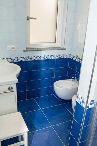 Bathroom, Amalfi Montemare Rooms, Salerno