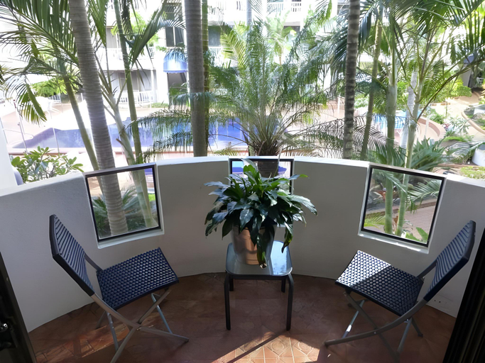 Others 5, St Tropez Resort, Gold Coast