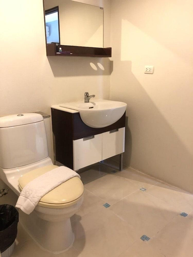 Bathroom 4, Laem Din Hotel Chaweng, Ko Samui