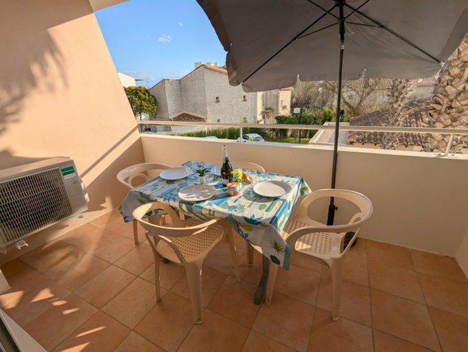 Others 5, Sol-y-Days Mayflower, appartements climatises residence avec piscine proche centre, Gard