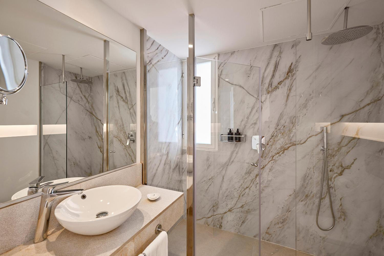 Bathroom 5, Zafiro Alzina Mar, Baleares