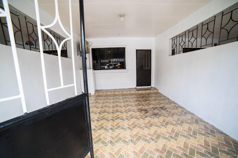 Others 5, Axon Cozy Modern House Blue Unit Near The Walking Street, Mabalacat