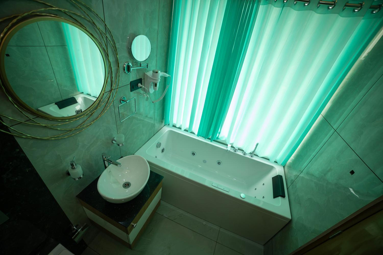 Bathroom 3, S Cross Munroe Island Resort, Kollam