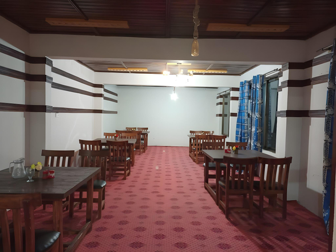 Food & Drinks, Glacials Inn, Northern Areas