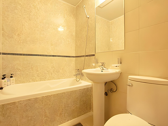 Bathroom 4, Sinyoung Motel, Yeongdeungpo