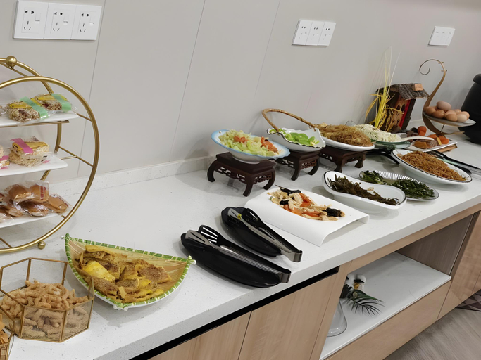 Food & Drinks 5, Green Tree Inn Express Jiangsu Taizhou Xinghua RT-Mart, Taizhou