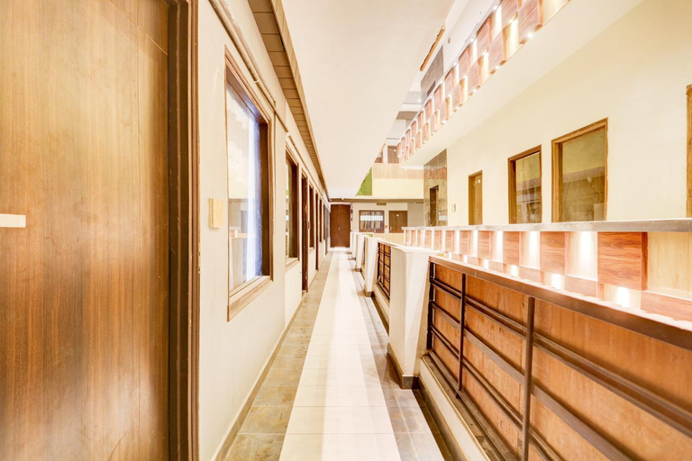 Public Area 3, Townhouse by OYO Haibowal Chowk Near DMC, Ludhiana