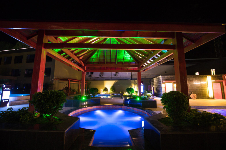 Sport & Beauty 2, RUNDUINTERATIONAL THE SPRINGS HOTEL, Ngawa Tibetan and Qiang
