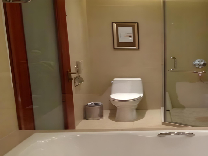 Bathroom 5, New Century Grand Hotel Huaian, Huai'an