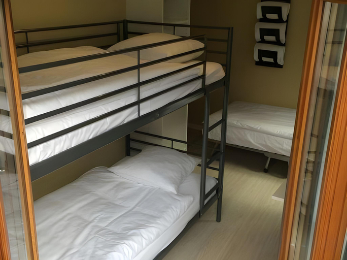 Bedroom 3, Hotel Central, Genève