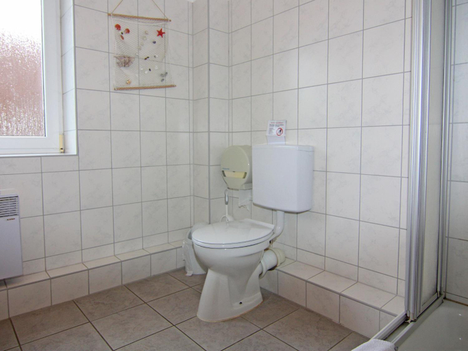 Bathroom 3, Ferienanlage Schuldt, Behrensdorf, Plön