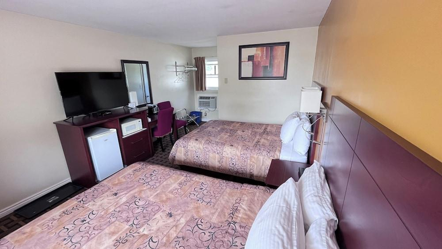 Bedroom 2, Park Place Motel & Suites, Hastings