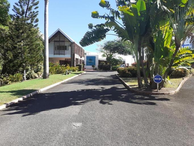 Others 2, Une vague de plaisir, Studio tout confort en bord de plage avec piscine a Saint-Francois, Saint-François