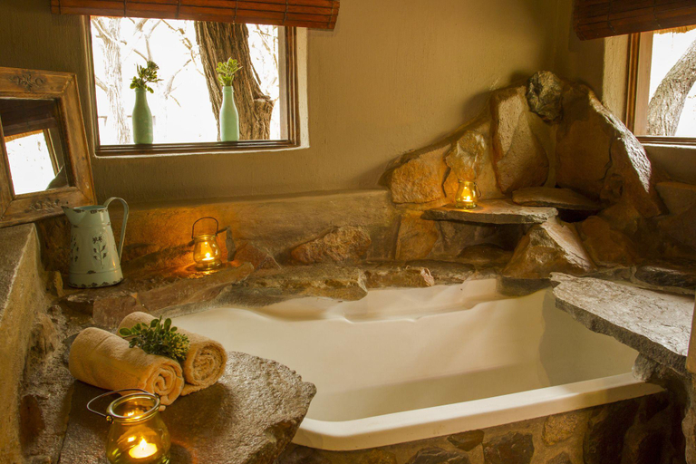 Bathroom 2, LittleBush Private Lodge, Mopani
