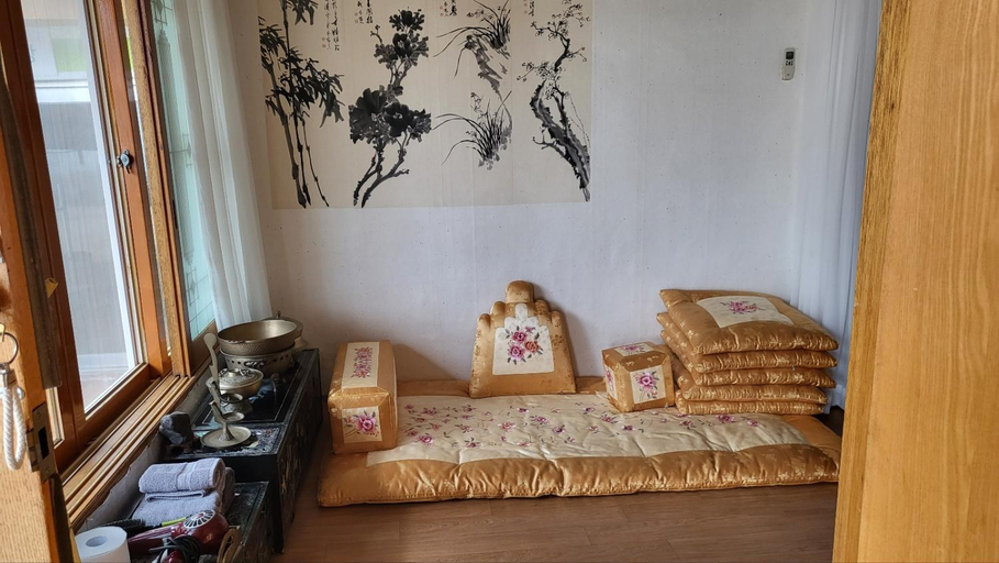 Bedroom 2, Daoljae Hanok Pension, Suncheon