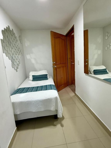 Bedroom 5, Apartahotel Montes, Medellín