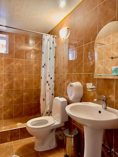 Others 3, Hotel Iceberg, Borjomi