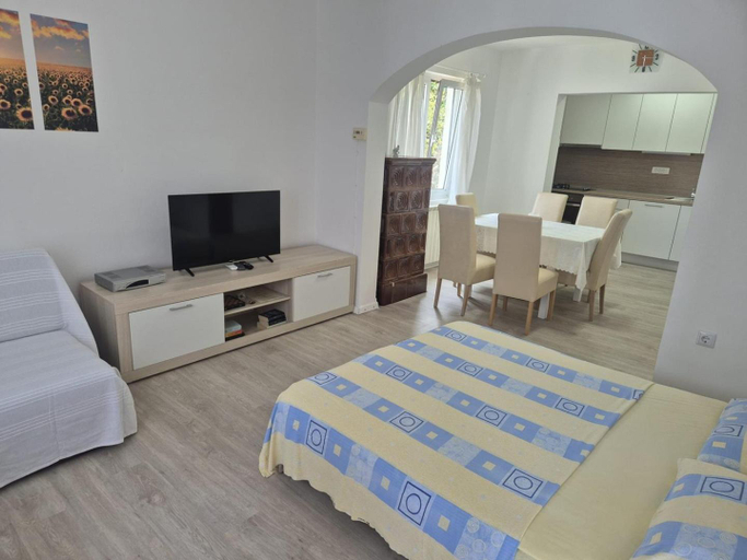 Bedroom 2, Apartment Marin, Primošten