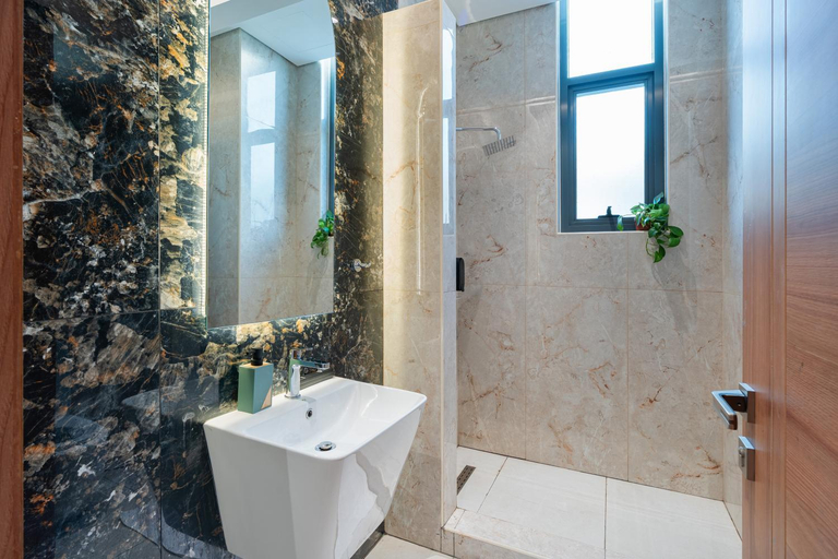 Bathroom 4, Boutique-Trade Center, Dubai