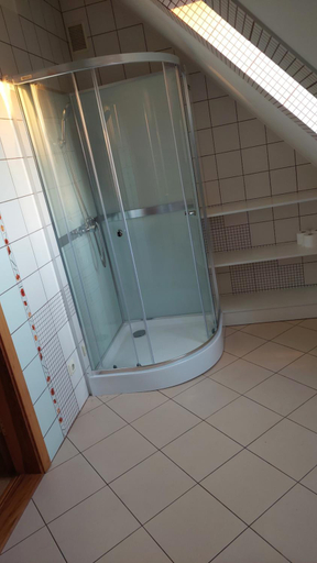 Bathroom 4, Nakvynes namai Dauparuose, Klaipėdos