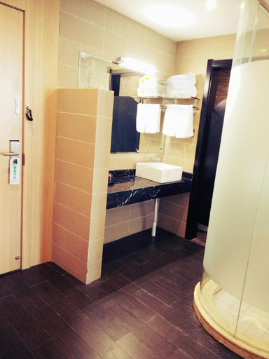 Bathroom 3, Thank Inn Plus Hotel Xuzhou Huohua, Xuzhou