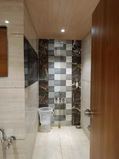 Bathroom 4, Lords Eco Inn Ambaji, Banas Kantha