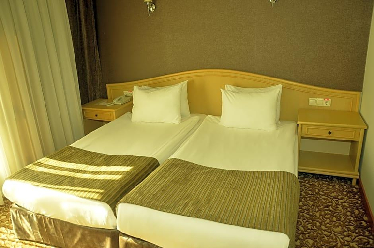 Bedroom 3, Arcanus Side Resort - Ultra All Inclusive, Manavgat