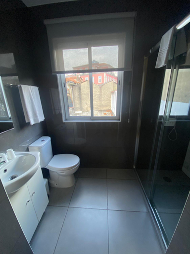 Bathroom 3, Pensao Residencial D. Filipe I, Porto