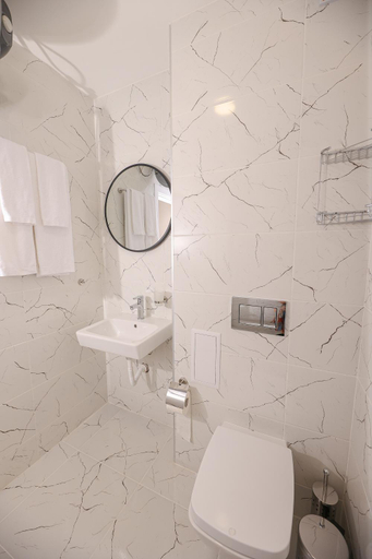 Bathroom 3, Apartment Kranevo, Balchik