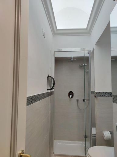 Bathroom, Magic Artisti, Rome