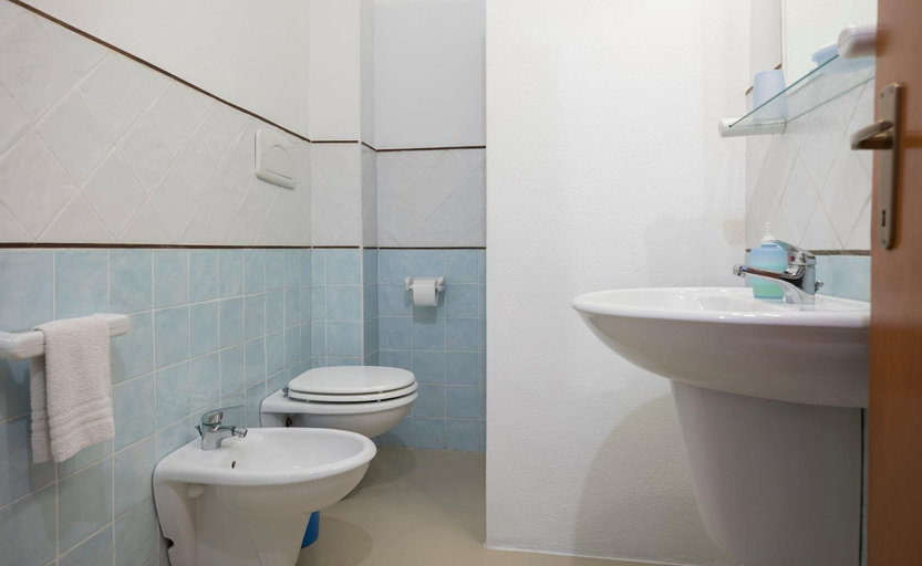 Bathroom 3, Il Giardinetto, Sassari