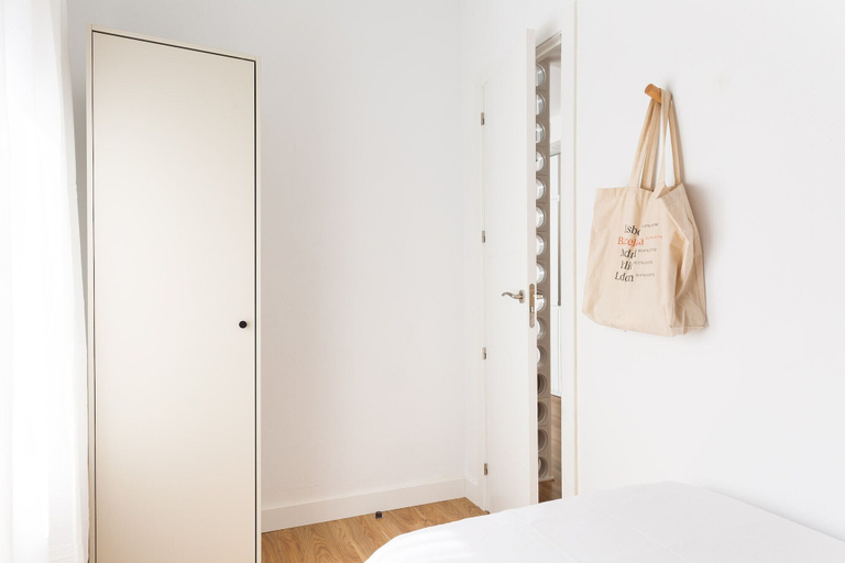 Room 2, Wow Apartments By Olala Homes, Barcelona