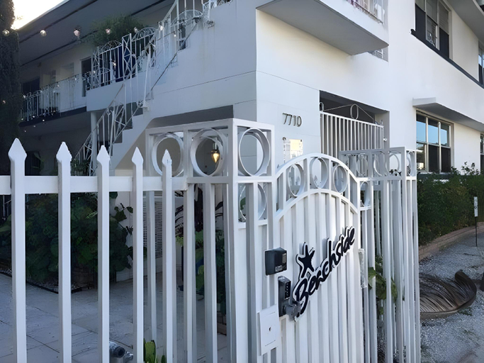 Exterior & Views, Beachside Apartment Hotel, Miami-Dade