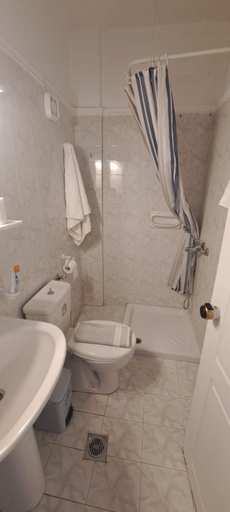 Bathroom 3, Galatea, Ionian Islands