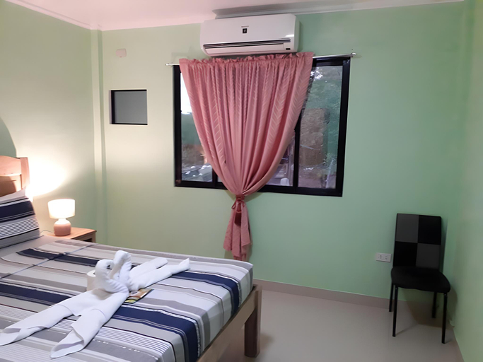 Bedroom 2, Gals guesthouse NO more Brown out equipped w/Solar, Siquijor