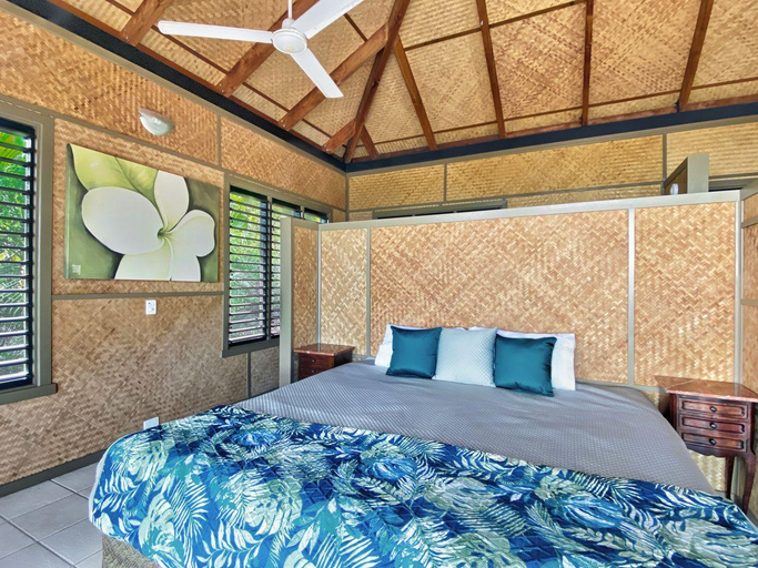 Bedroom 3, Absolute Beachfront, Magnetic Island